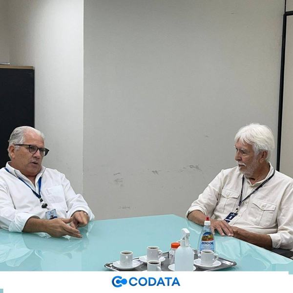 ExPresidenteWaldemarNbregafazvisitadecortesiaCODATA4.jpg