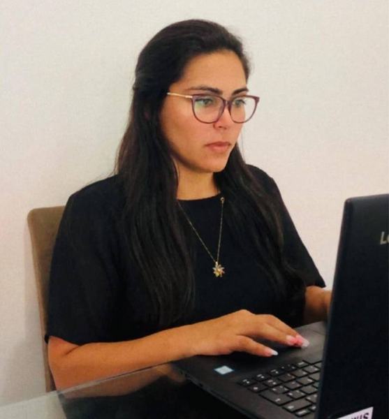 SimoneCalixtoEquipeImplantaoPBDocCodata.jpeg