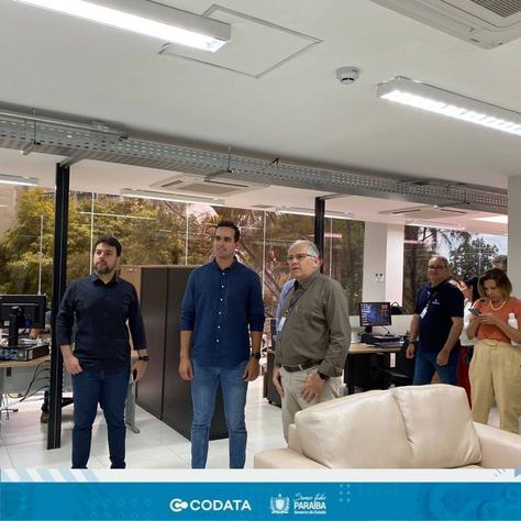 vice-governador-lucas-ribeiro-visita-a-sede-da-codata-2.jpg